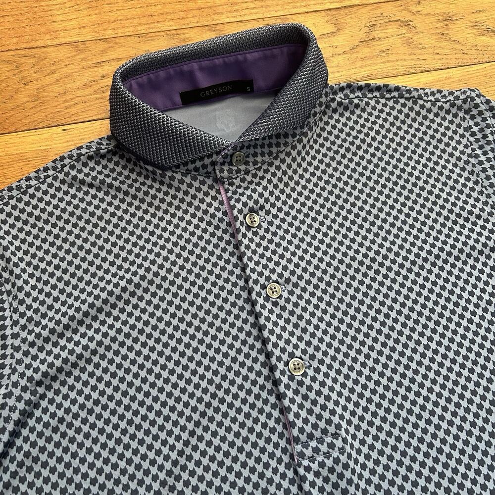 Greyson Golf Wolf Print Athletic Performance Polo Button Up Shirt Small